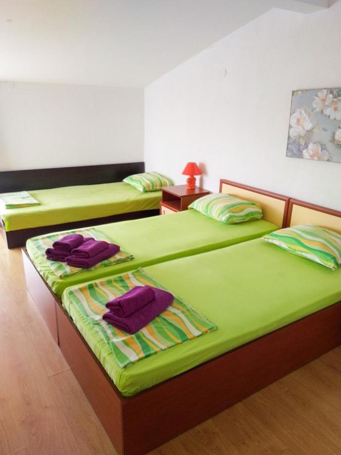 Kъща За Гости Липите Hotel Sinemoretz Ngoại thất bức ảnh